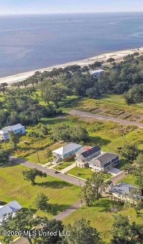 122 Shelter Rock Drive, Long Beach, MS 39560