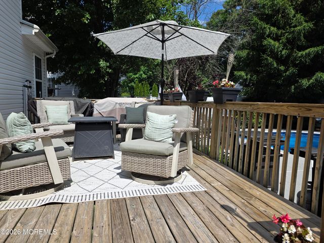 32 Pulaski Drive, Barnegat, NJ 08005