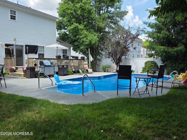 32 Pulaski Drive, Barnegat, NJ 08005