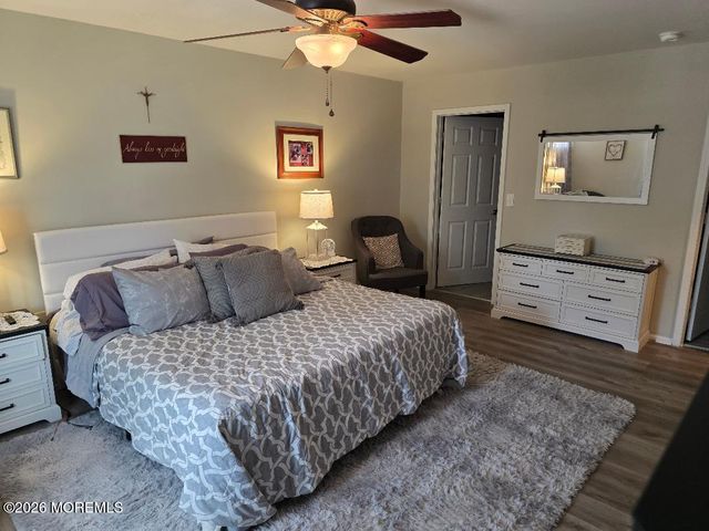 32 Pulaski Drive, Barnegat, NJ 08005