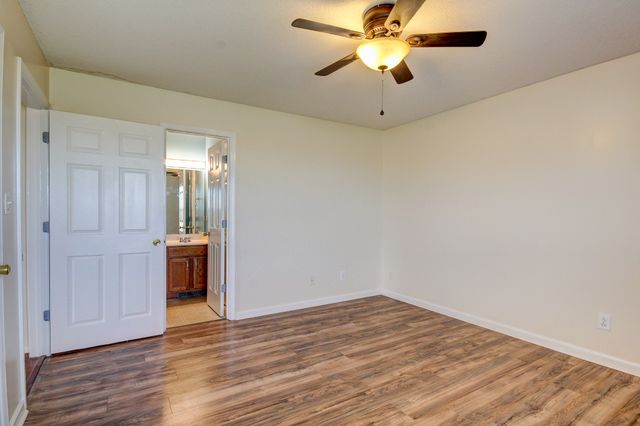 277 Cranklen Cir, Clarksville, TN 37042