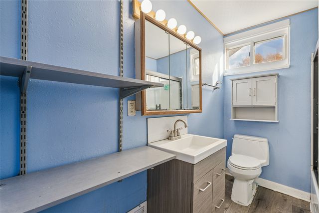 1457 Guthrie Avenue, Des Moines, IA 50316