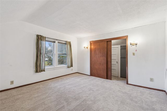 1457 Guthrie Avenue, Des Moines, IA 50316