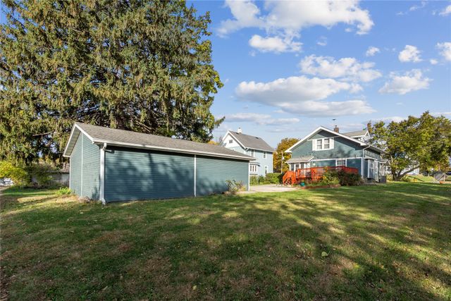 1457 Guthrie Avenue, Des Moines, IA 50316