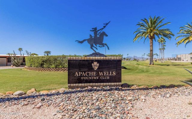 5540 E HARMON Circle, Mesa, AZ 85215