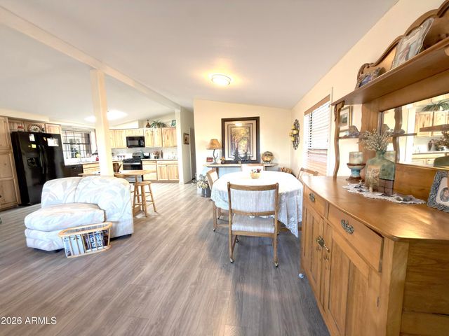 5540 E HARMON Circle, Mesa, AZ 85215
