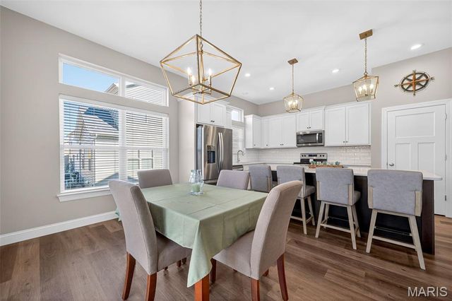 315 Creek Stone Drive, Lake St Louis, MO 63367