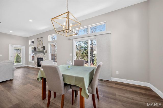 315 Creek Stone Drive, Lake St Louis, MO 63367