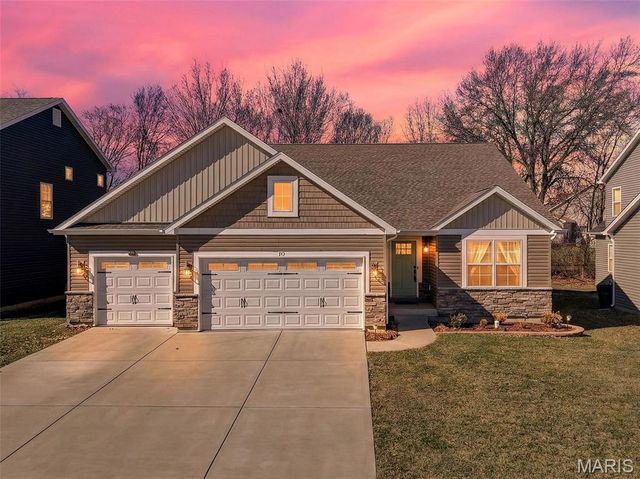 315 Creek Stone Drive, Lake St Louis, MO 63367