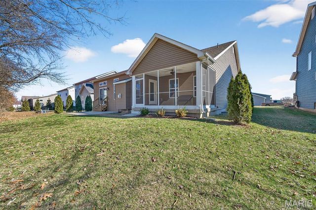 315 Creek Stone Drive, Lake St Louis, MO 63367