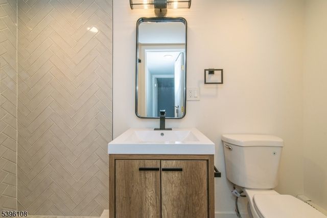 315 SANTA FE TRAIL, Hopatcong Boro, NJ 07843