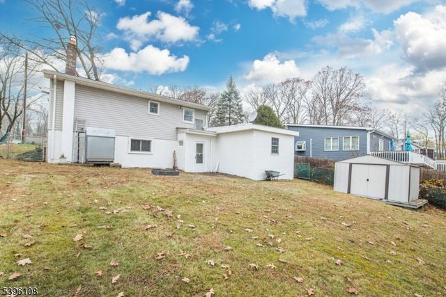 315 SANTA FE TRAIL, Hopatcong Boro, NJ 07843