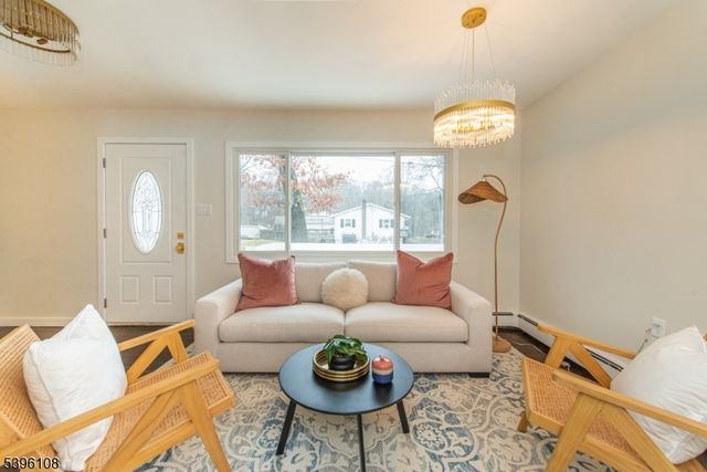 315 SANTA FE TRAIL, Hopatcong Boro, NJ 07843