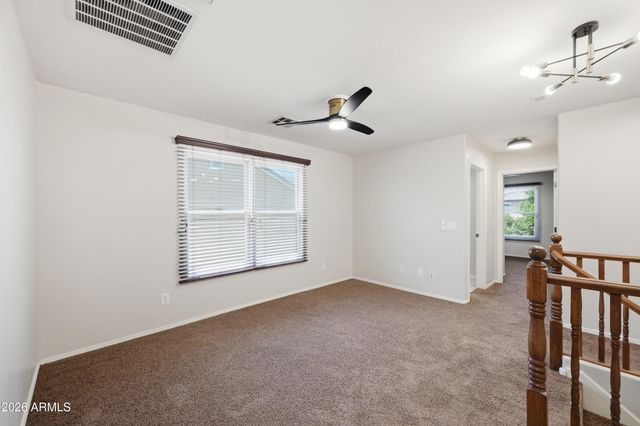 2250 E WAYLAND Drive, Phoenix, AZ 85040