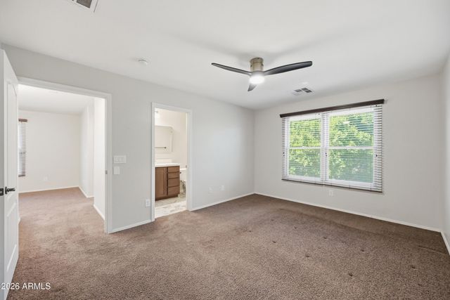 2250 E WAYLAND Drive, Phoenix, AZ 85040