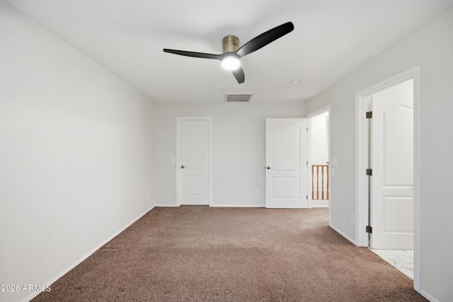 2250 E WAYLAND Drive, Phoenix, AZ 85040