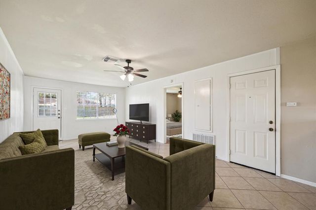 23015 Bayleaf Drive, Spring, TX 77373