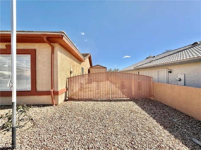 3551 East Vineyard Drive, Pahrump, NV 89048
