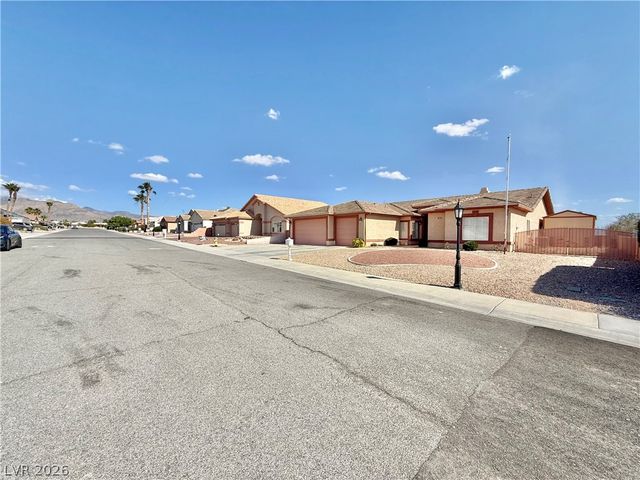 3551 East Vineyard Drive, Pahrump, NV 89048