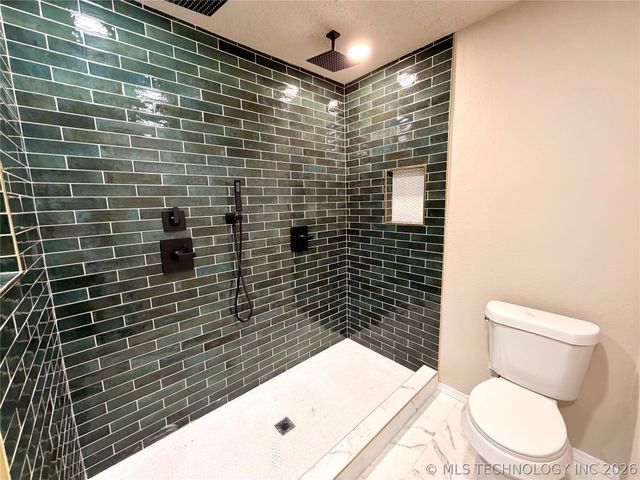 3405 W Richmond Street, Broken Arrow, OK 74012