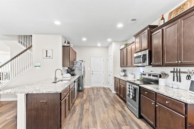 212 Tyndall Way, Perry, GA 31069