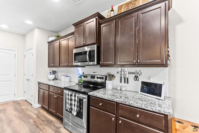 212 Tyndall Way, Perry, GA 31069