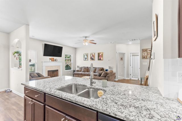 212 Tyndall Way, Perry, GA 31069