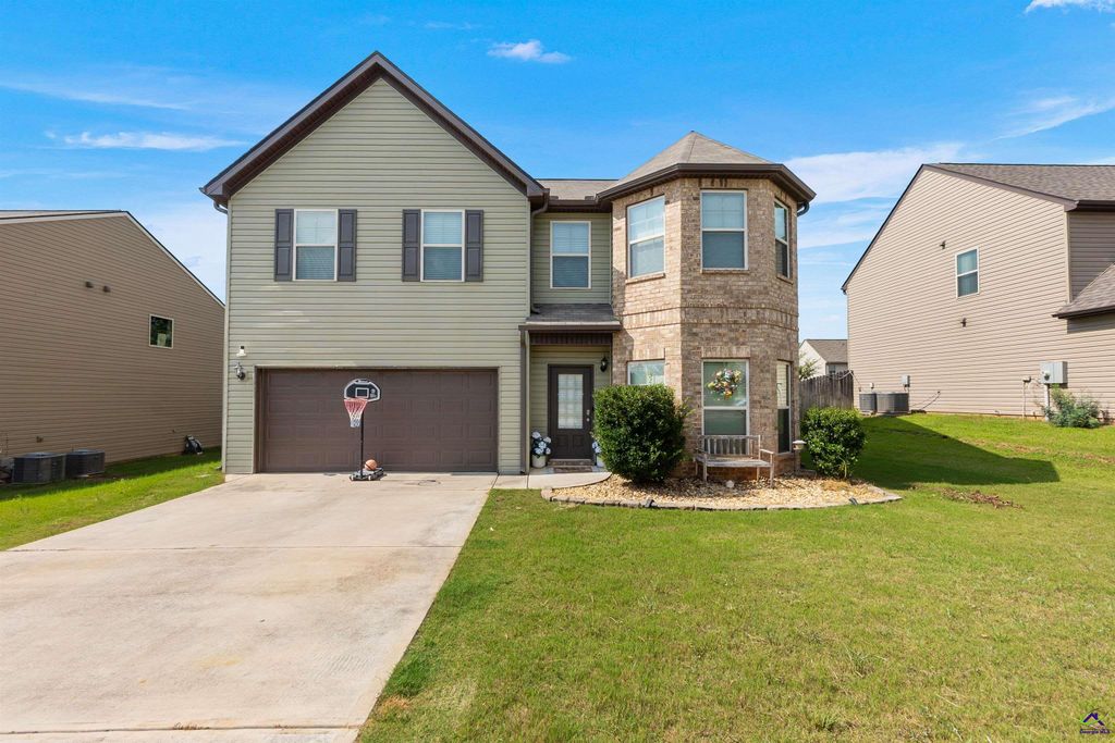 212 Tyndall Way, Perry, GA 31069