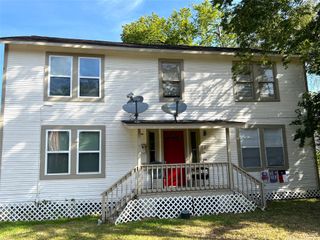 617 12th Street 4, Huntsville, TX 77340