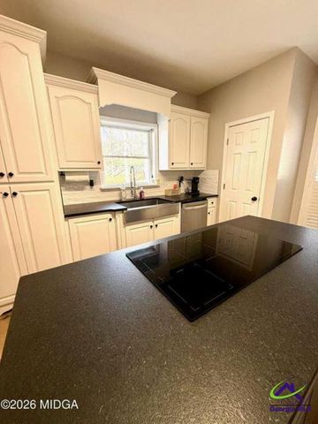 175 Rivoli Landing, Macon, GA 31210