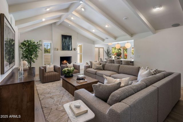 4601 E Solano Drive, Phoenix, AZ 85018