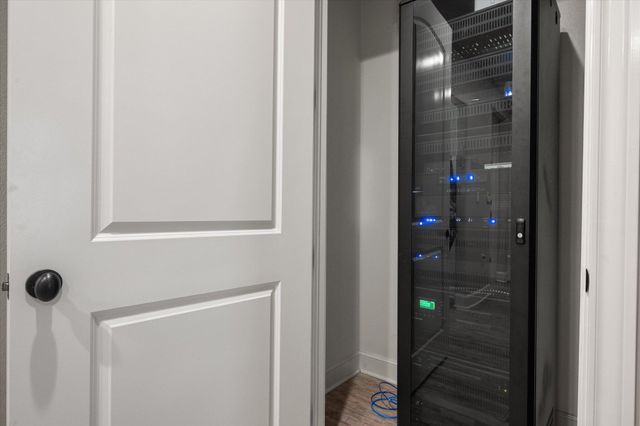 1210 N 14th Place, Wolfforth, TX 79382