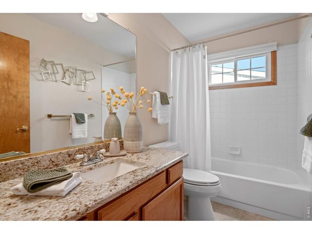 2675 S Johnson Cir, Lakewood, CO 80227