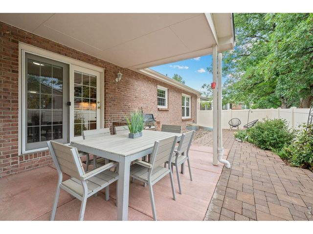 2675 S Johnson Cir, Lakewood, CO 80227