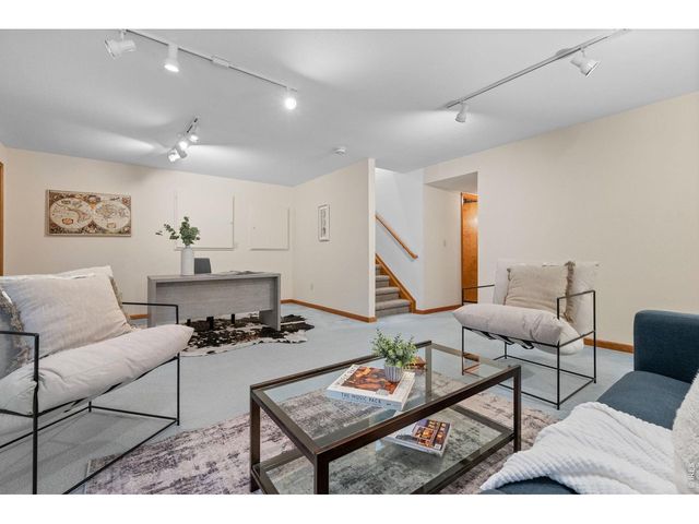 2675 S Johnson Cir, Lakewood, CO 80227