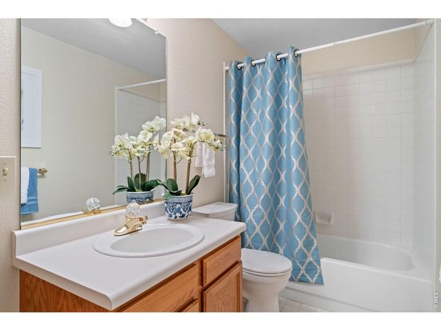 2675 S Johnson Cir, Lakewood, CO 80227