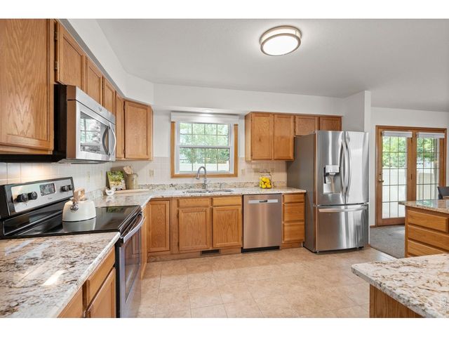 2675 S Johnson Cir, Lakewood, CO 80227