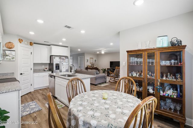 3317 Discovery Place, Ocean Springs, MS 39564