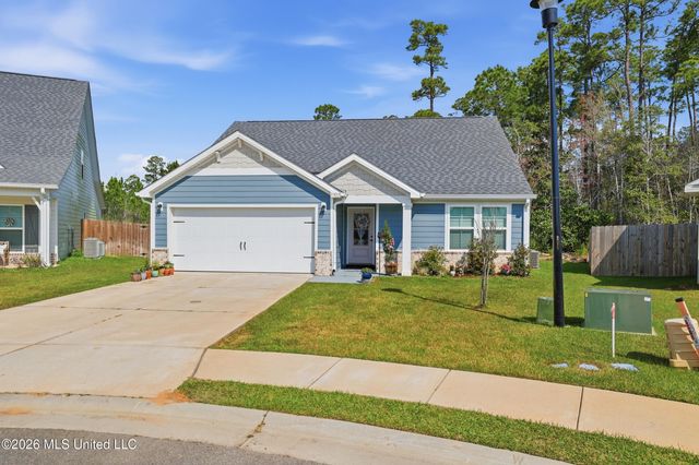 3317 Discovery Place, Ocean Springs, MS 39564
