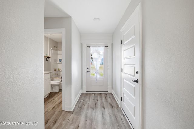 3317 Discovery Place, Ocean Springs, MS 39564