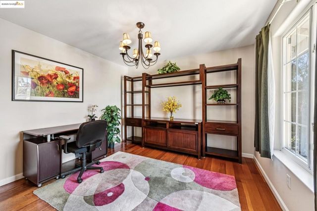 2281 Hidden Oaks Dr, Hayward, CA 94541