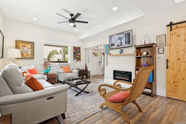 523 W HIGHLAND BLVD, San Antonio, TX 78210