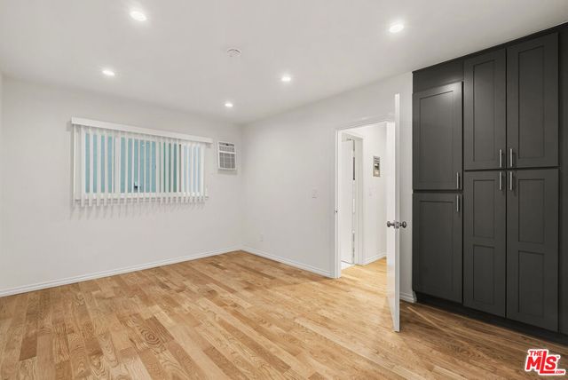 1235 N Harper Avenue 20, West Hollywood, CA 90046