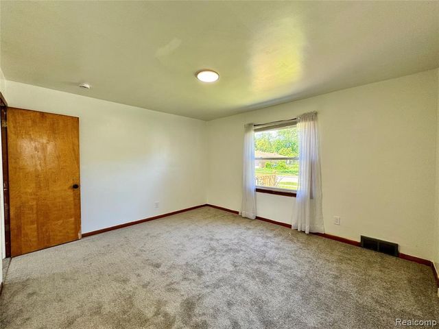 3734 Capitol Avenue, Warren, MI 48091