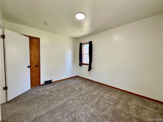 3734 Capitol Avenue, Warren, MI 48091