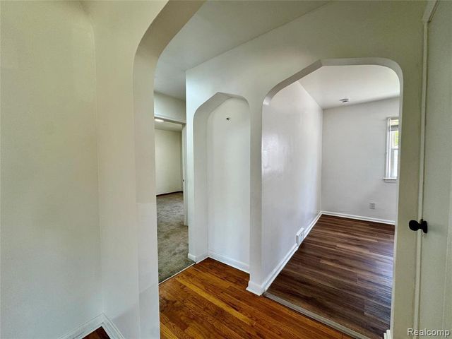 3734 Capitol Avenue, Warren, MI 48091