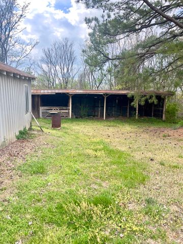 20467 N Greenville Road, White Plains, KY 42464