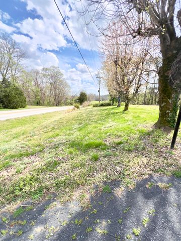 20467 N Greenville Road, White Plains, KY 42464