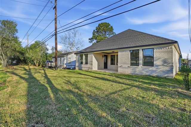 9428 Carlow Lane, La Porte, TX 77571