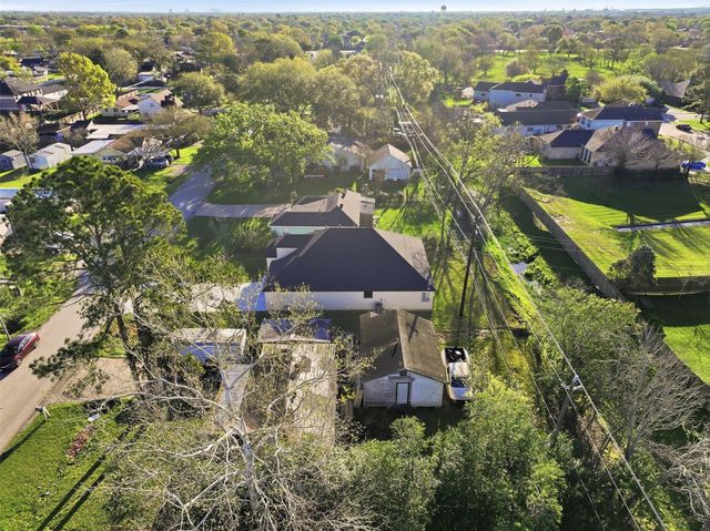 9428 Carlow Lane, La Porte, TX 77571